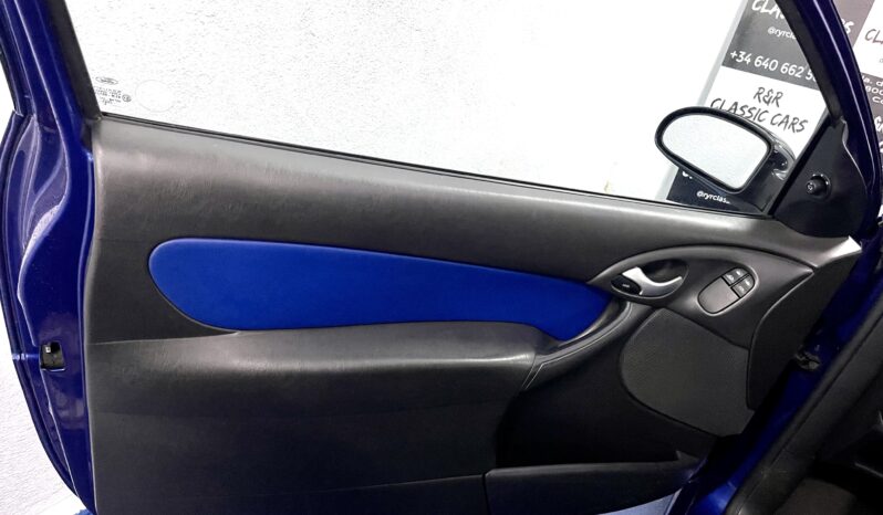 
								FORD FOCUS RS MK1 full									