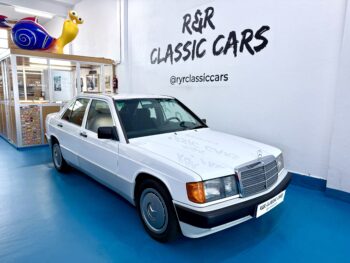 Mercedes – Benz W201 190E 2.0