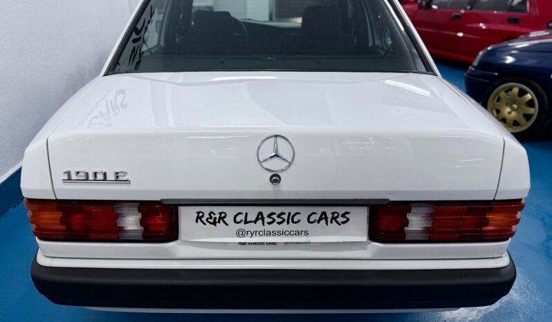 
								Mercedes – Benz W201 190E 2.0 full									
