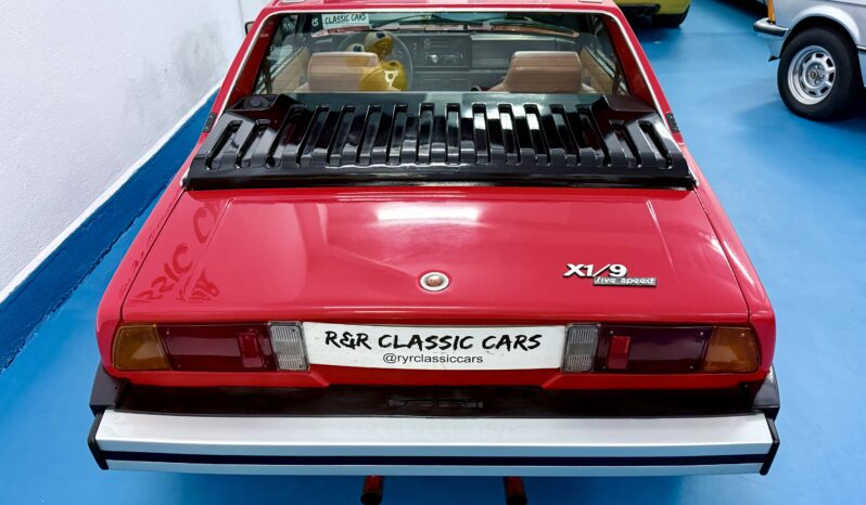 
								Fiat X1/9 Bertone full									